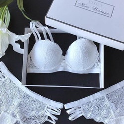 Hues boutique trend