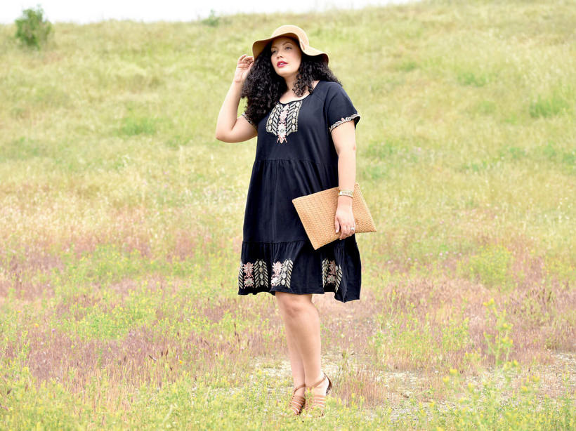 Фасоны летних платьев больших размеров в стиле бохо: фото моделей