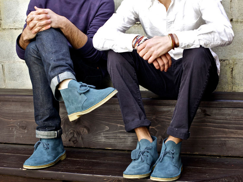 Модные тенденции: как подкатить джинсы под кроссовки и ботинки