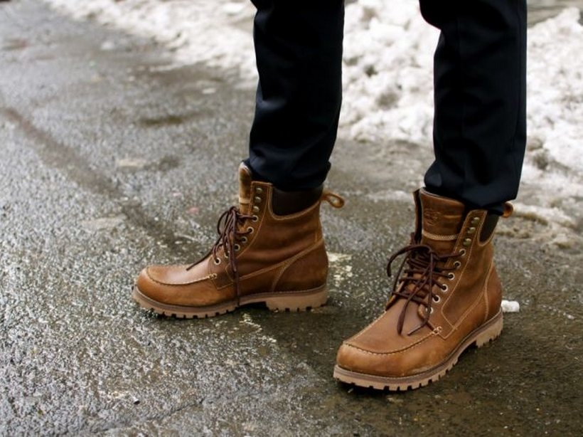 Какую обувь носить зимой мужчине – критерии подбора актуальных моделей