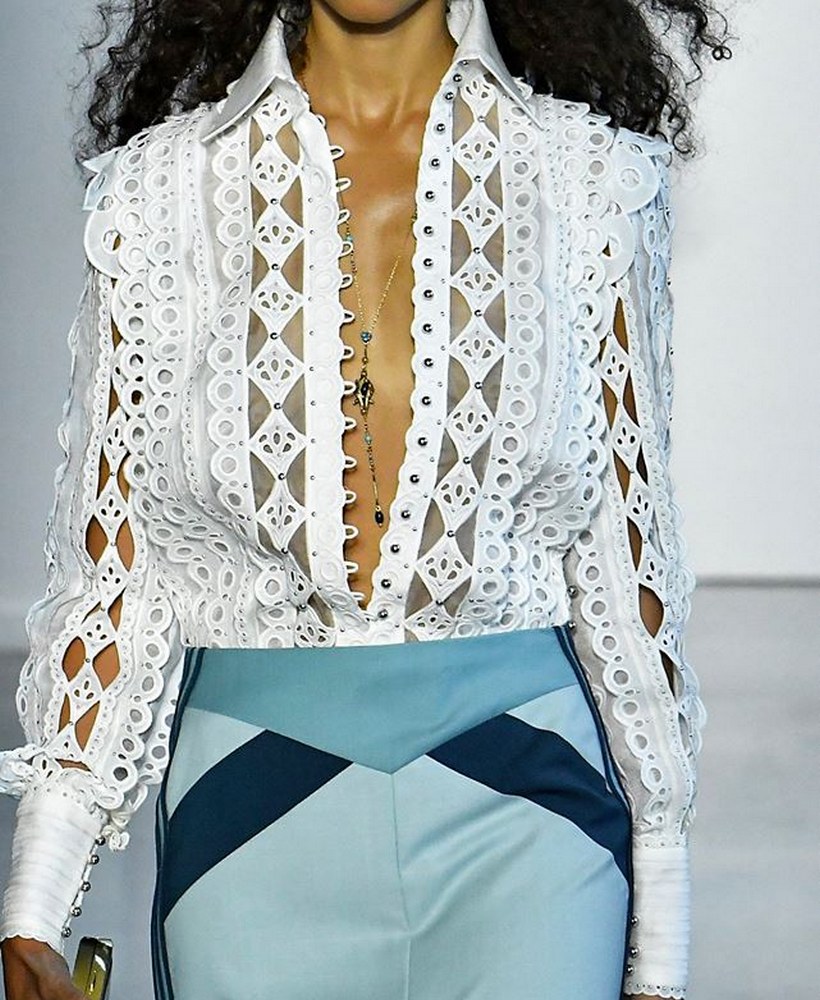Блуза с глубоким разрезом Zimmermann